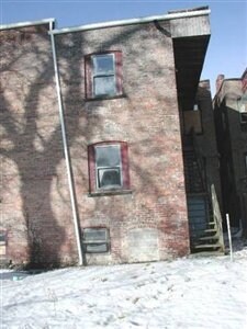 Triplex in Troy, NY - Foto de edificio - Building Photo