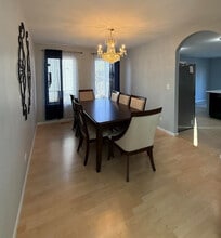 190 Ferryville Dr in Lake In The Hills, IL - Building Photo - Building Photo