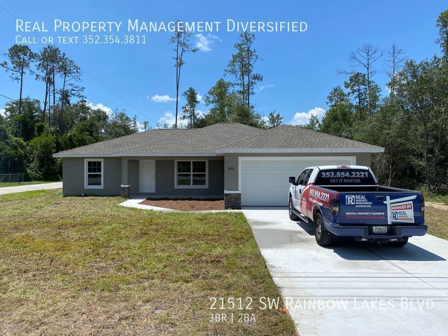 21512 SW Rainbow Lakes Blvd in Dunnellon, FL - Building Photo