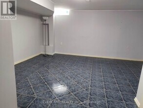 37 Belvia Dr in Vaughan, ON - Building Photo - Building Photo