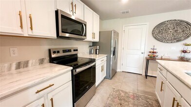 12293 Mountain Is Trl in Parrish, FL - Foto de edificio - Building Photo