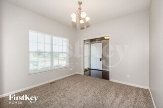 1230 Peruque Ridge Dr in Wentzville, MO - Building Photo - Building Photo
