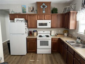 1109 W Nelson Ave in Aransas Pass, TX - Foto de edificio - Building Photo