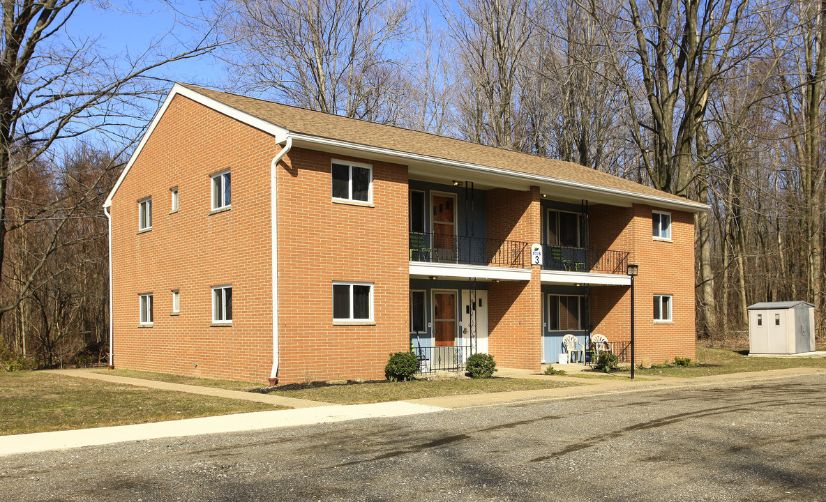 Fred's Flats in Madison, OH - Building Photo