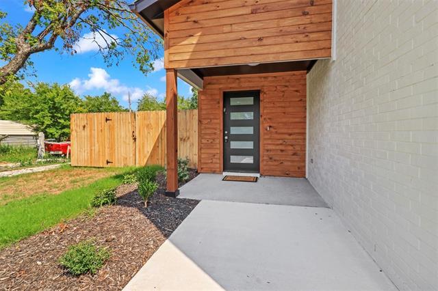 1905 Gordon St in Greenville, TX - Building Photo - Building Photo