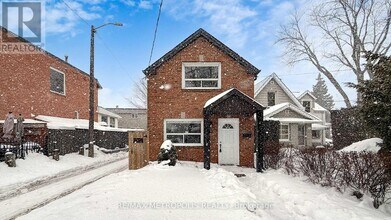 15 Eileen Ave in Toronto, ON - Building Photo - Building Photo