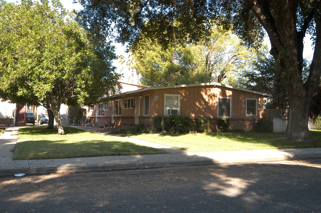 7421 Potomac St in Riverside, CA - Building Photo - Building Photo