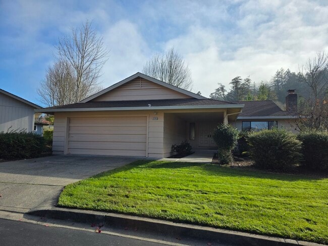 6336 Stone Bridge Rd in Santa Rosa, CA - Building Photo - Building Photo