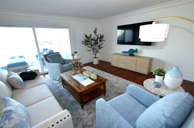 30 Antigua Ct in Coronado, CA - Building Photo - Building Photo