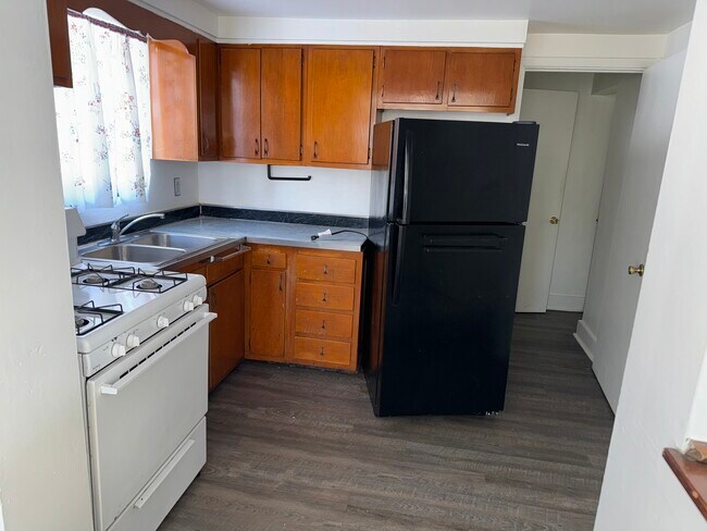 905 Perry Hwy in Pittsburgh, PA - Building Photo - Building Photo