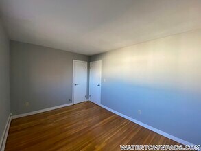 14 Riverside St, Unit 3 in Watertown, MA - Building Photo - Building Photo