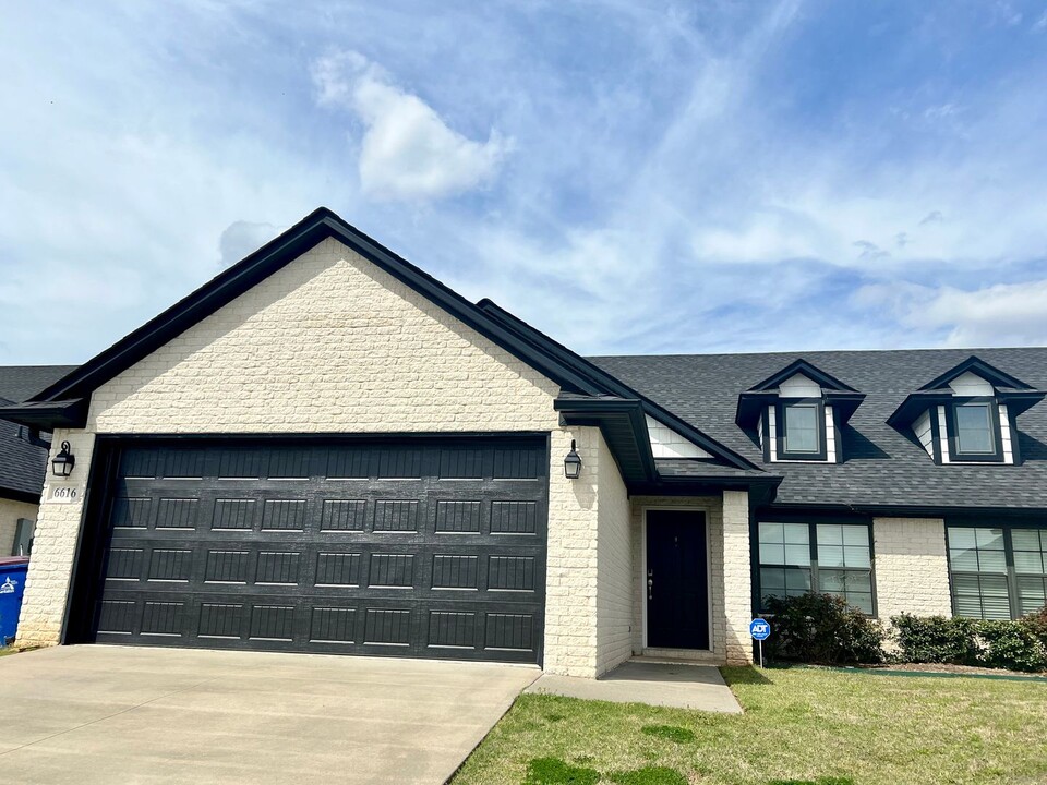 6616 Leightyn Ln in Fort Smith, AR - Foto de edificio