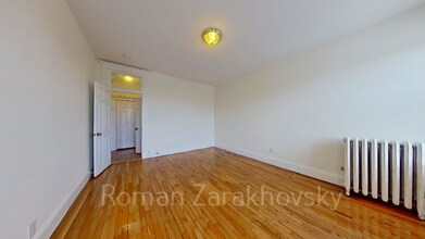 1298 Commonwealth Ave, Unit 36 in Boston, MA - Building Photo - Building Photo