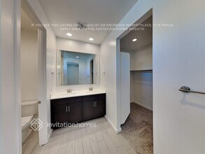 17660 W Fetlock Trl in Surprise, AZ - Building Photo - Building Photo