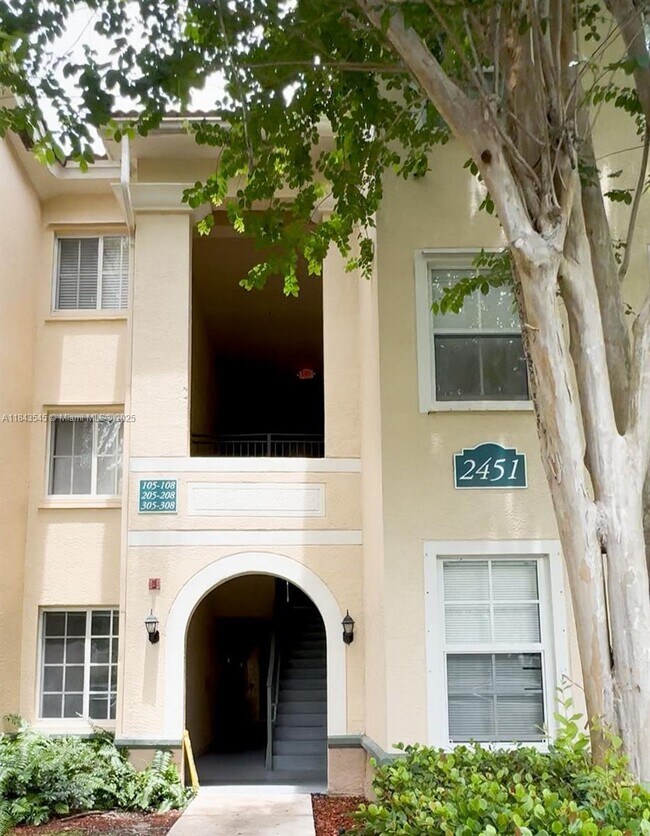 2451 Centergate Dr