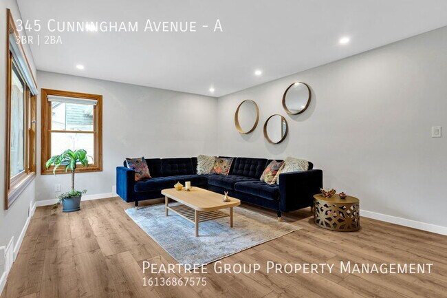 345 Cunningham Ave in Ottawa, ON - Building Photo - Building Photo