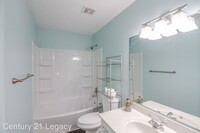 2522 E Lakeview Dr photo'