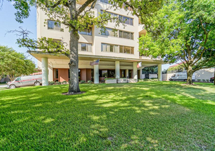 1400 Hermann Park Dr in Houston, TX - Building Photo - Building Photo