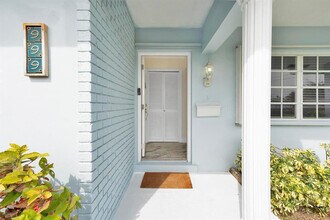 999 SE 6th Terrace in Pompano Beach, FL - Building Photo - Building Photo