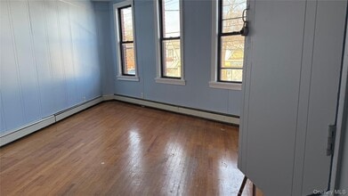 224-42 Braddock Ave in Queens, NY - Building Photo - Building Photo