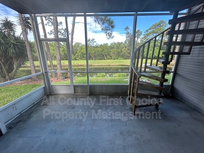 9650 Tara Cay Ct in Seminole, FL - Building Photo - Building Photo