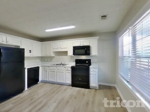 40 Halley Ct in Covington, GA - Building Photo - Building Photo