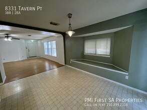 8331 Tavern Point in San Antonio, TX - Foto de edificio - Building Photo