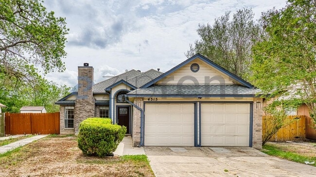 4315 Lakebend W Dr in San Antonio, TX - Building Photo - Building Photo
