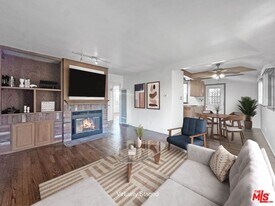 5962 W 85th Pl in Los Angeles, CA - Building Photo