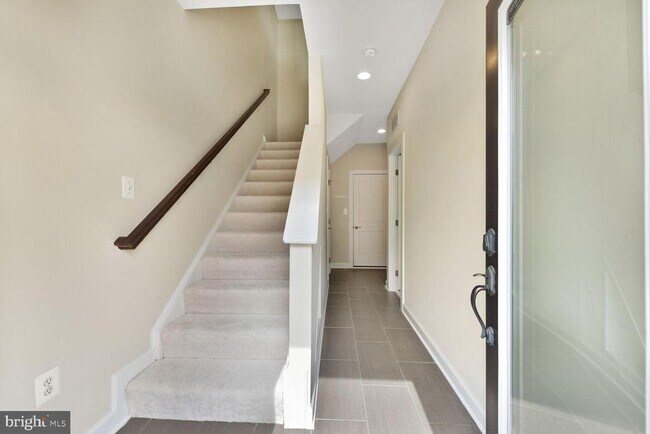 20800 Duxbury Terrace in Ashburn, VA - Building Photo - Building Photo