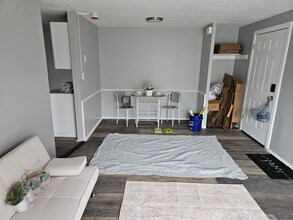 13430 Euclid Ave in East Cleveland, OH - Building Photo - Building Photo