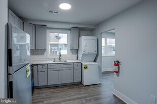 20 Florence Tollgate in Florence, NJ - Building Photo