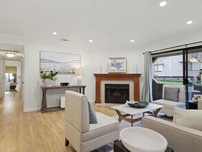 1661 Braddock Ct in San Jose, CA - Foto de edificio - Building Photo