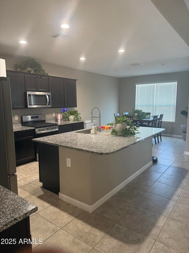 37918 W Santa Monica Ave in Maricopa, AZ - Building Photo - Building Photo