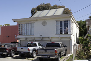 3020 E 16th St in Oakland, CA - Building Photo