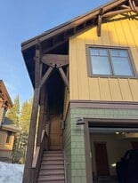 34 Bear Ct in Mammoth Lakes, CA - Building Photo