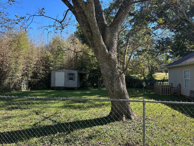 1311 Circle Dr in Oxford, AL - Building Photo - Building Photo