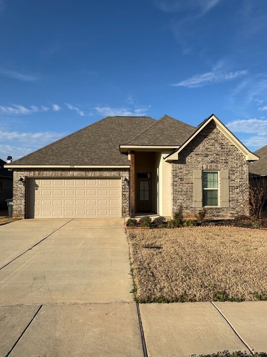 454 Mangrove Ln in Bossier City, LA - Building Photo