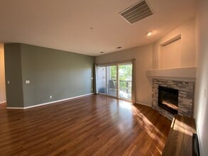 7355 S Alkire St, Unit 206 in Littleton, CO - Building Photo - Building Photo