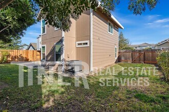 5626 Bolton Way in Rocklin, CA - Building Photo - Building Photo