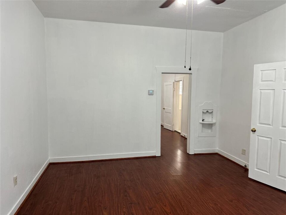 712 Harrington St in Houston, TX - Building Photo