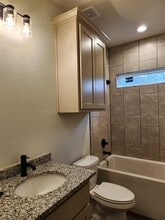 309 W Lampasas St in Ennis, TX - Building Photo - Building Photo