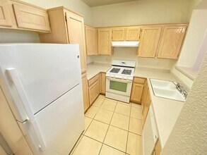 1337 Silver Sierra St in Las Vegas, NV - Building Photo - Building Photo