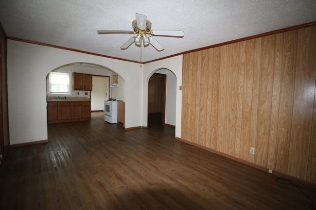 150 Modern St in Sullivan, MO - Building Photo - Building Photo
