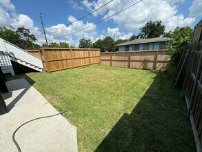 901 E 38th St in Houston, TX - Building Photo - Building Photo