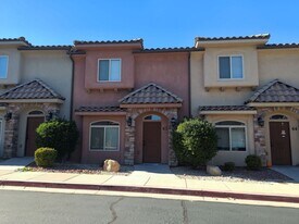 2075 S Sir Monte Dr in Saint George, UT - Building Photo