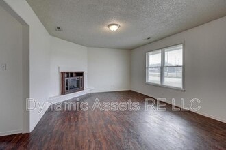 2008 John F Kennedy St in Pittsburg, KS - Building Photo - Building Photo