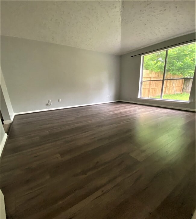 property at 7842 Winehill Ln