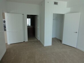 79 SW 12th St, Unit 1203-s in Miami, FL - Building Photo - Building Photo