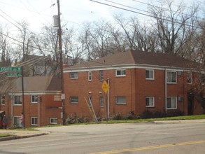 Embassy Flats in Cincinnati, OH - Building Photo - Building Photo